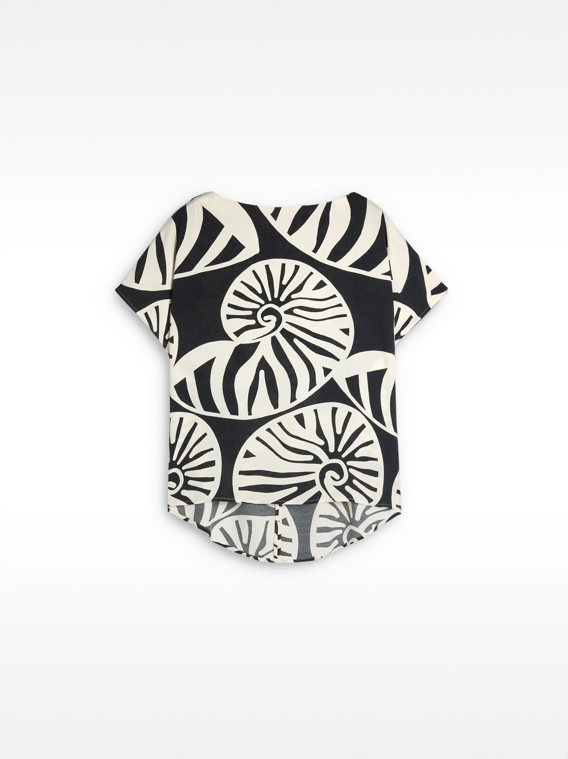 Printed blouse image number 5.0