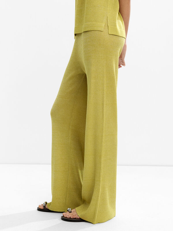 Elastic waist knit pants