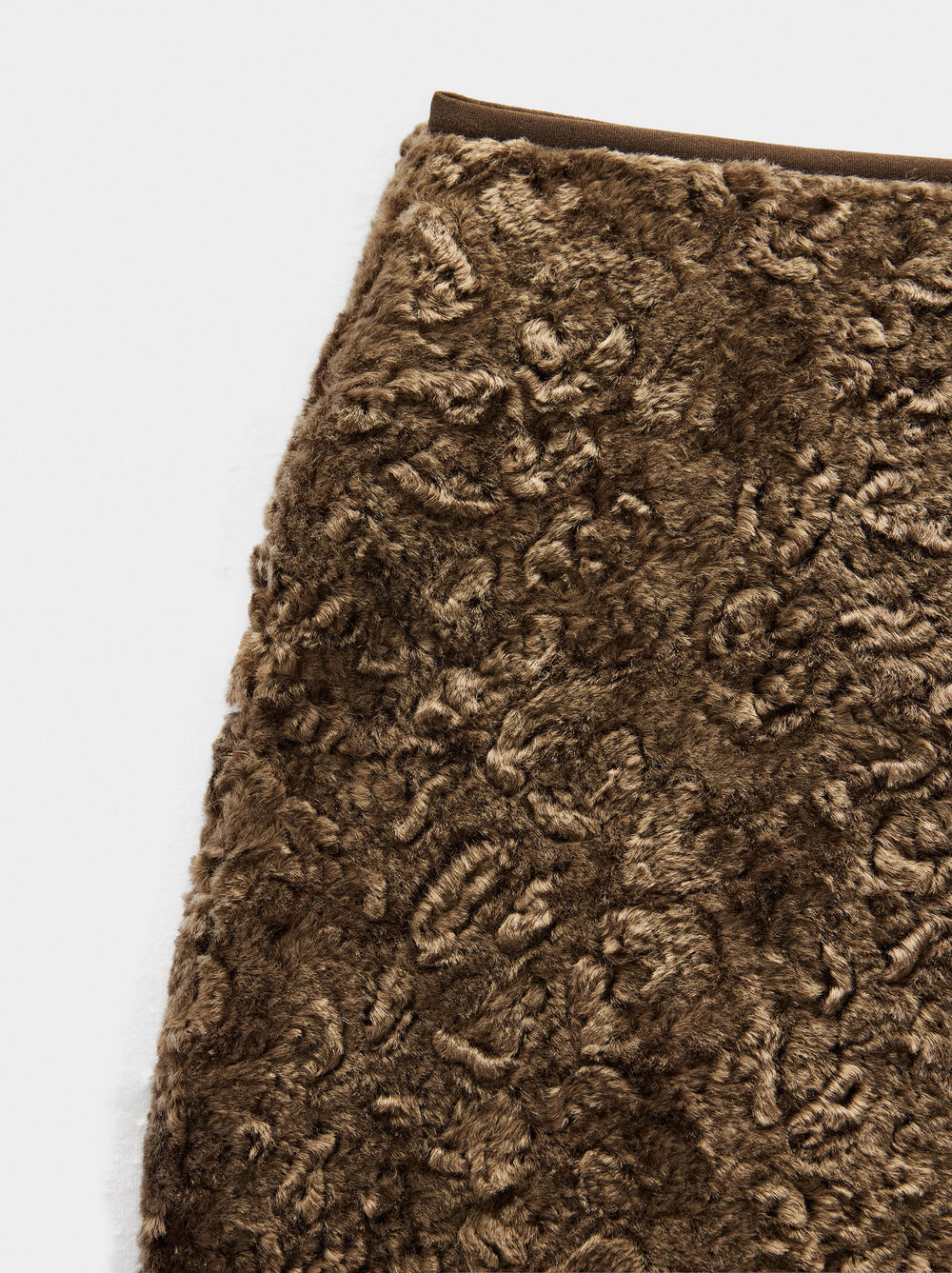 Gonna corta con texture