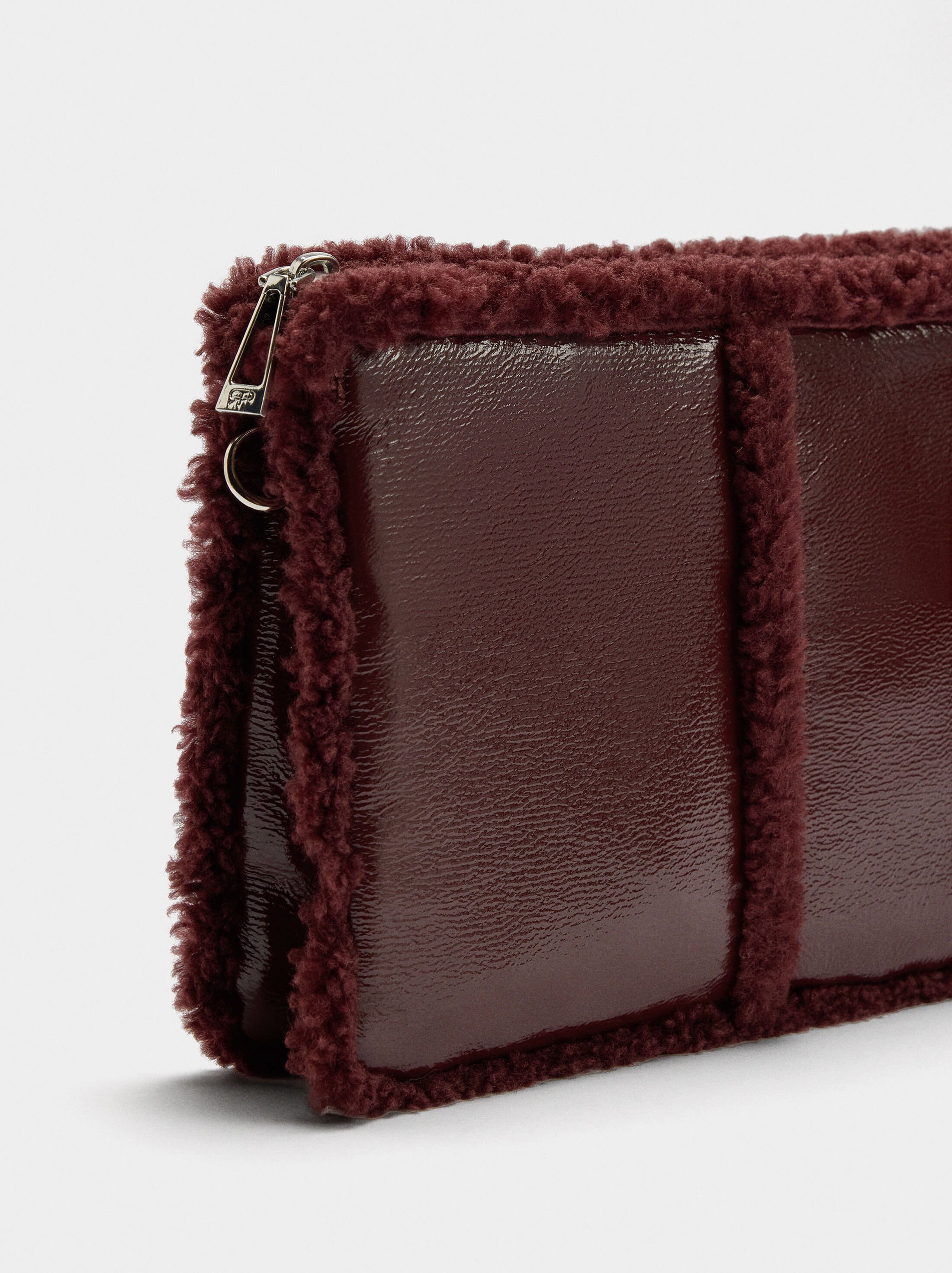 Crossbody bag with fur-effect edges image number 1.0