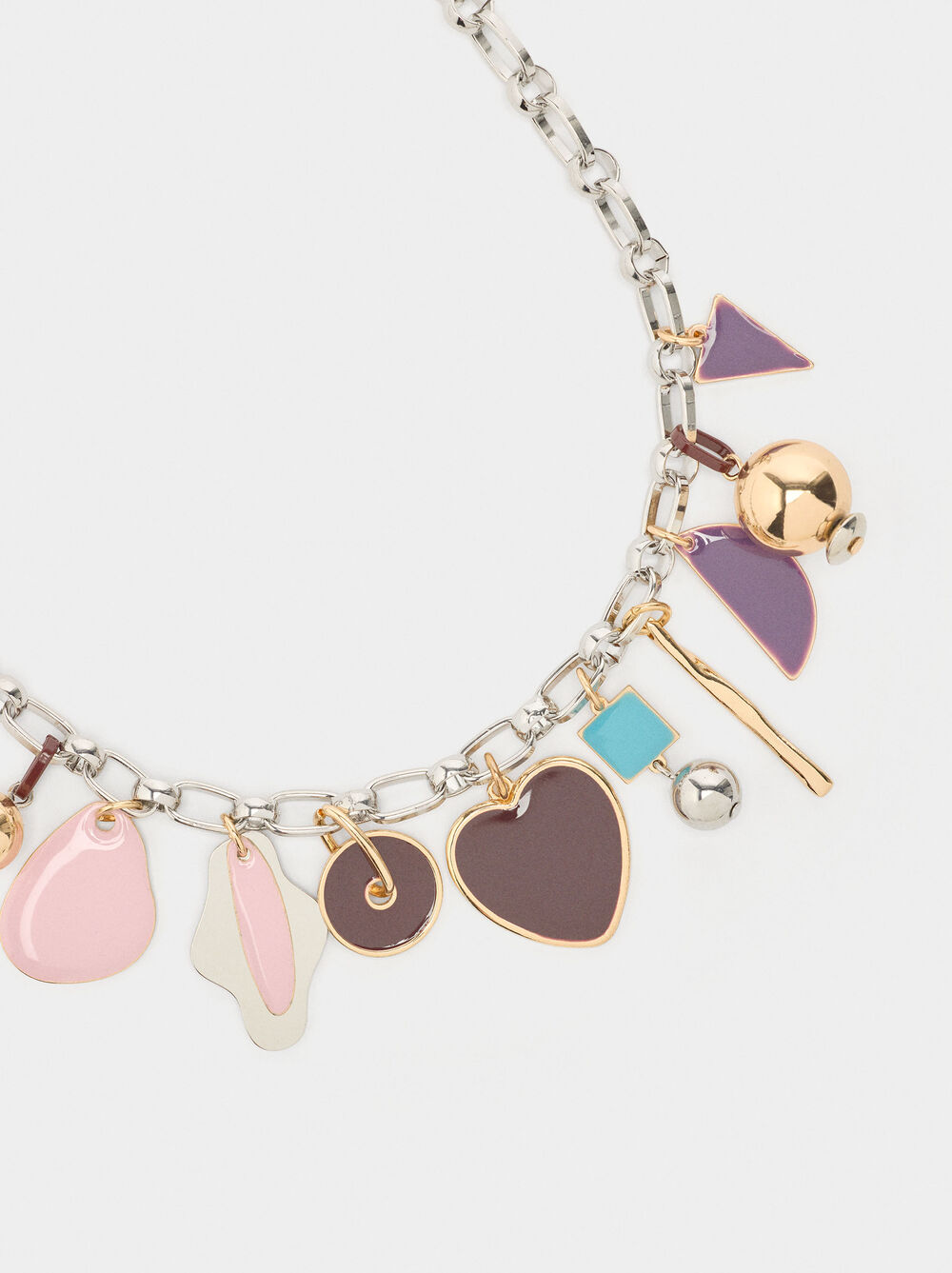 Necklace of pendant links with enamel