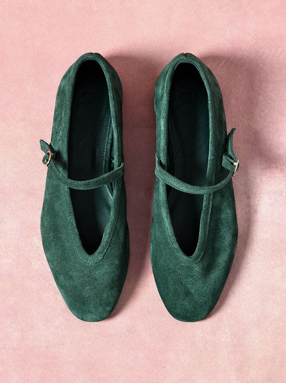 Leather ballet flats with strap and buckle