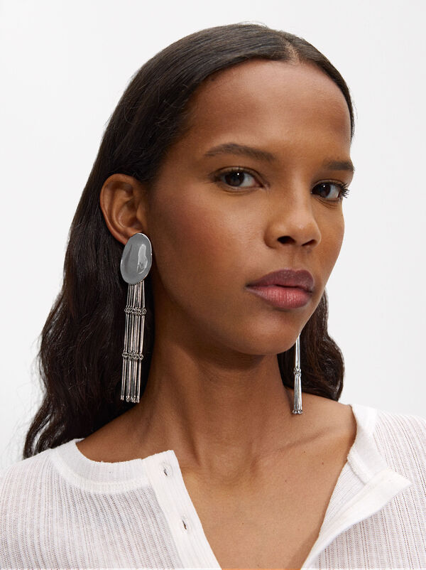 Long cascade effect earrings