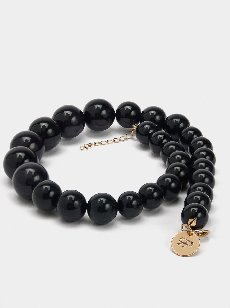 Collar corto con abalorios  