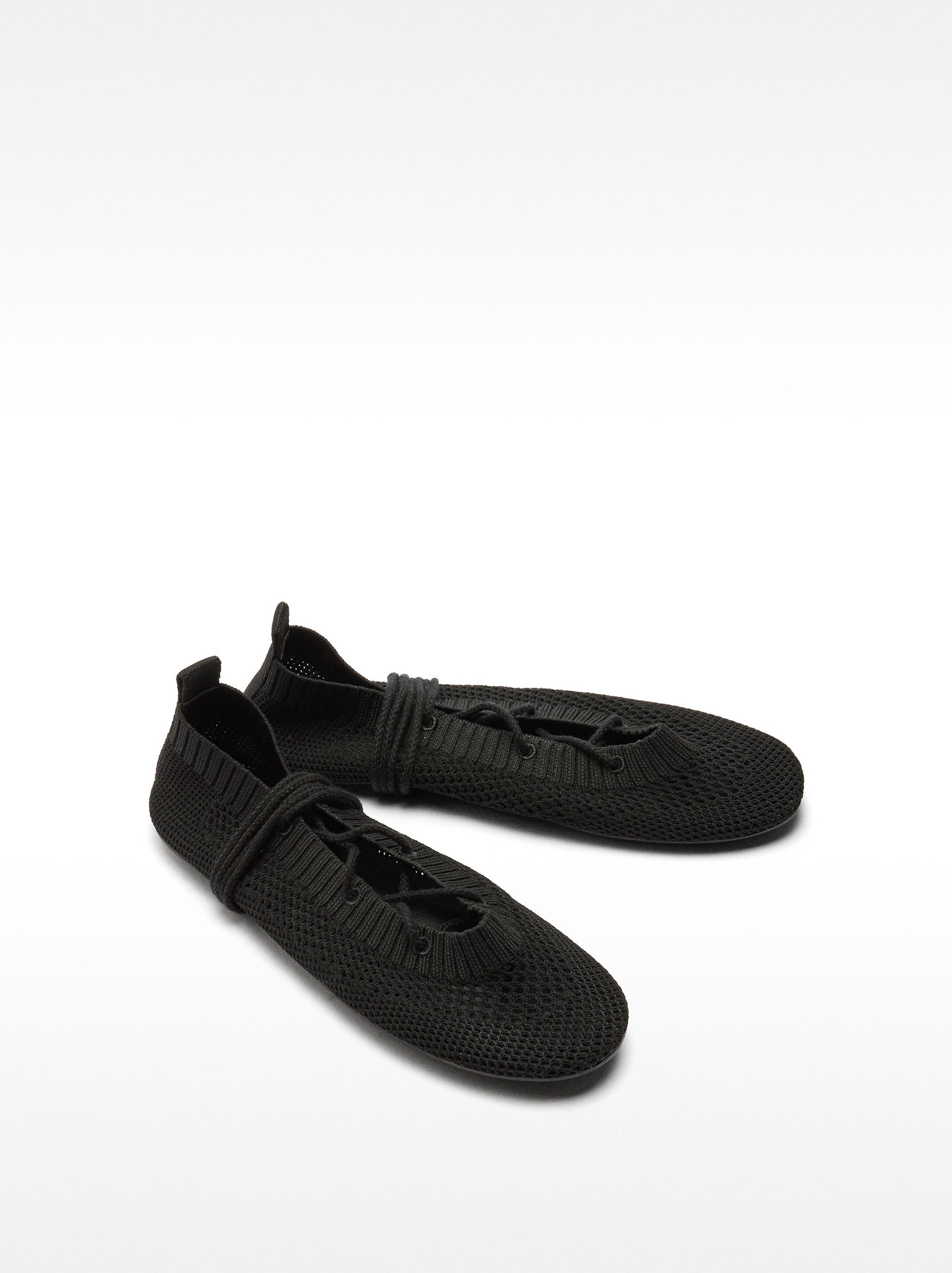Knit mesh ballet flats with straps image number 3.0