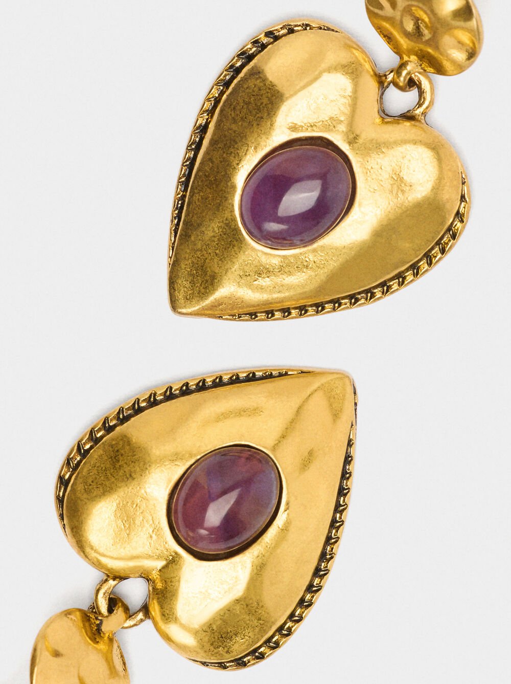 Heart earrings with stone