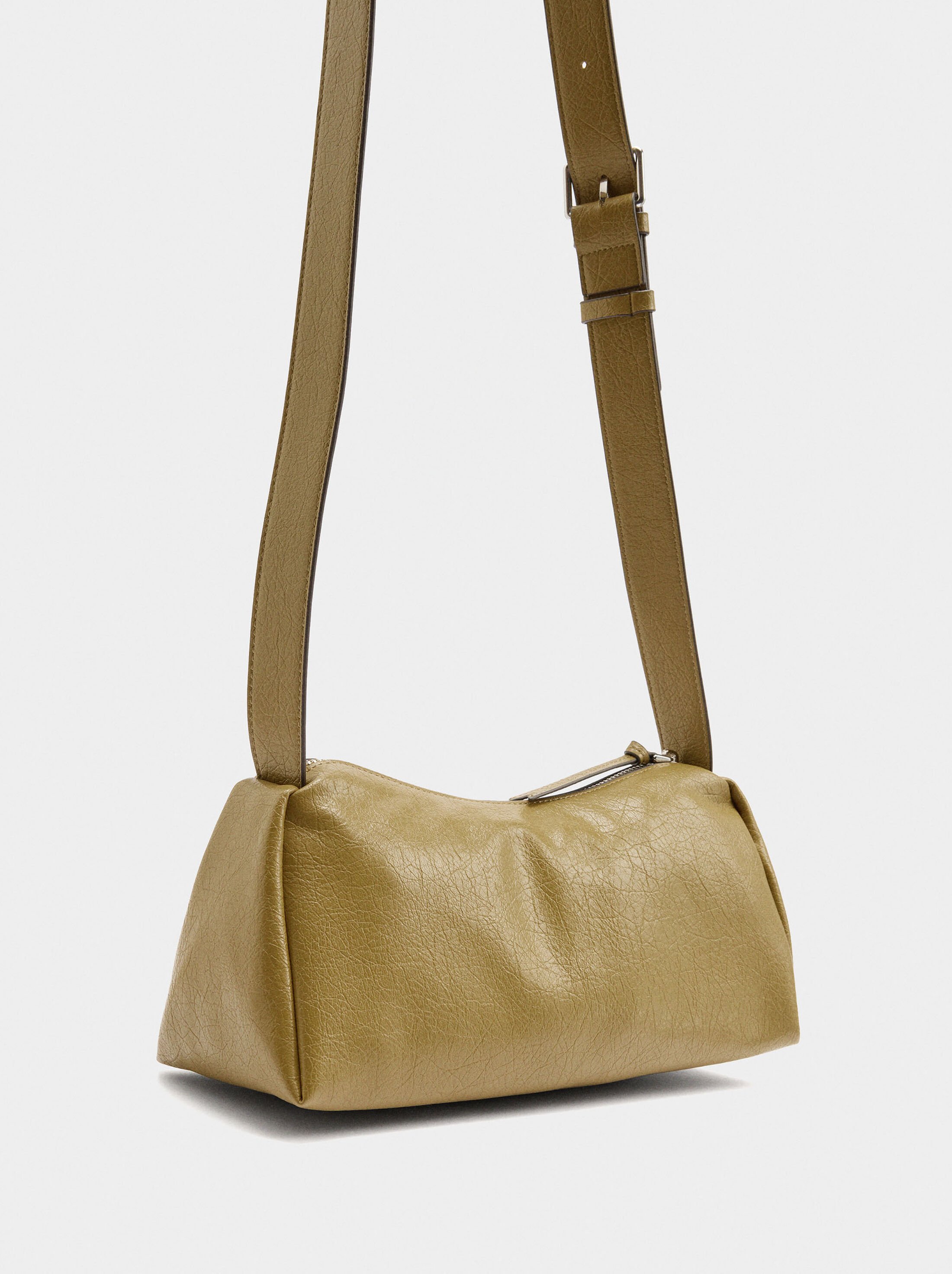 Bossa de bandolera amb efecte clivellat image number 2.0