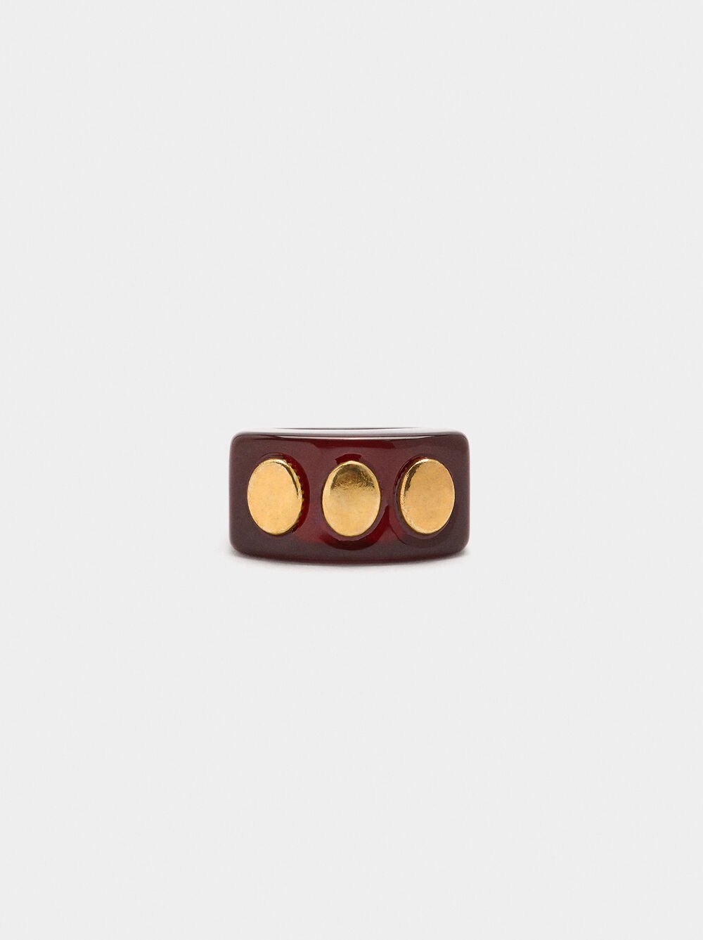 Ring with studs