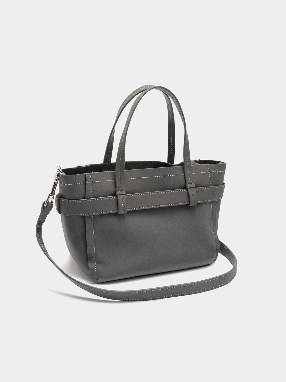 Tote bag with belt and pendant