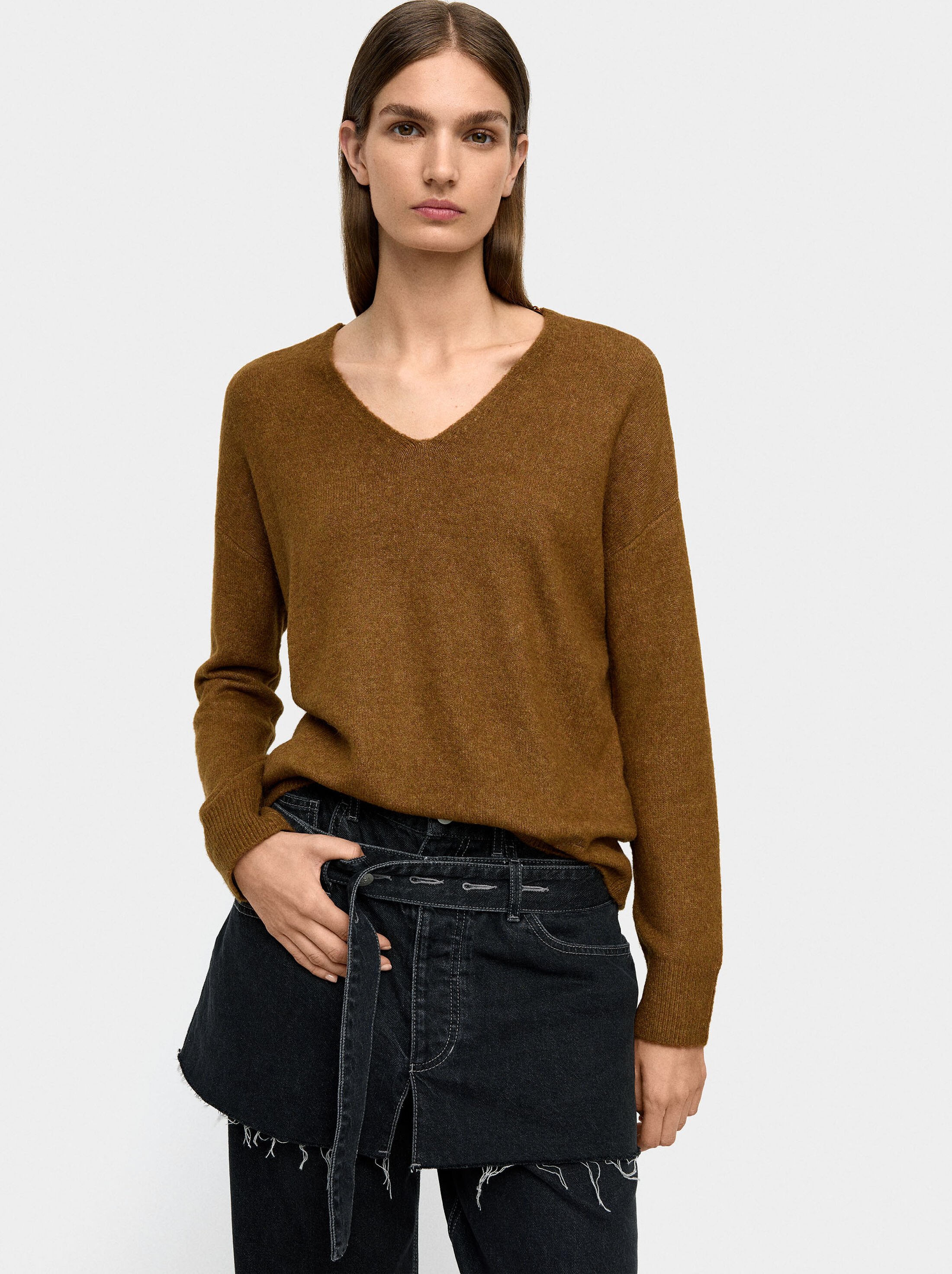 Knit sweater image number 1.0