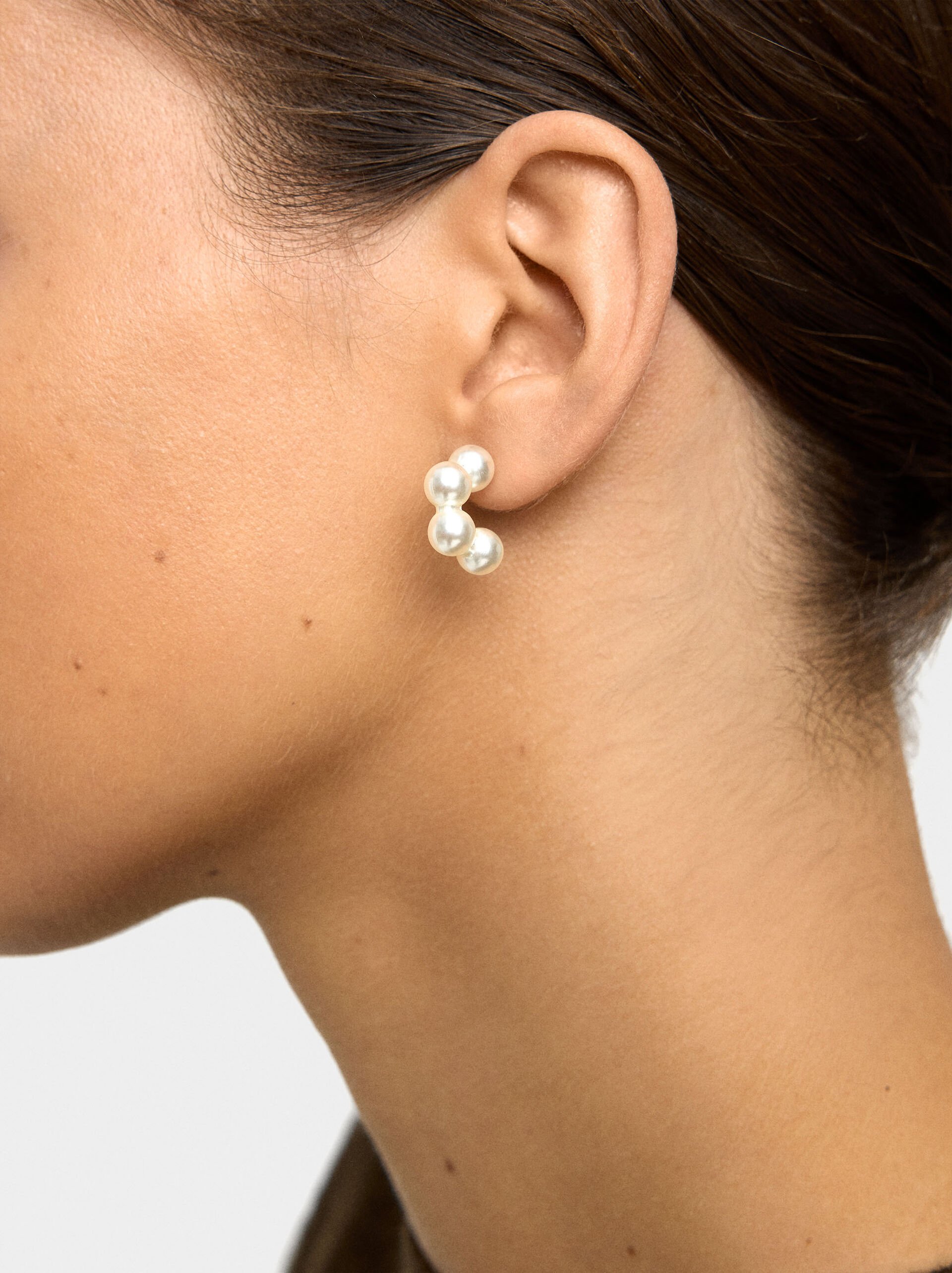 Open hoop earrings with pearls image number 1.0