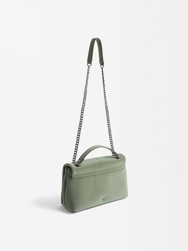 Shoulder bag with soft texture