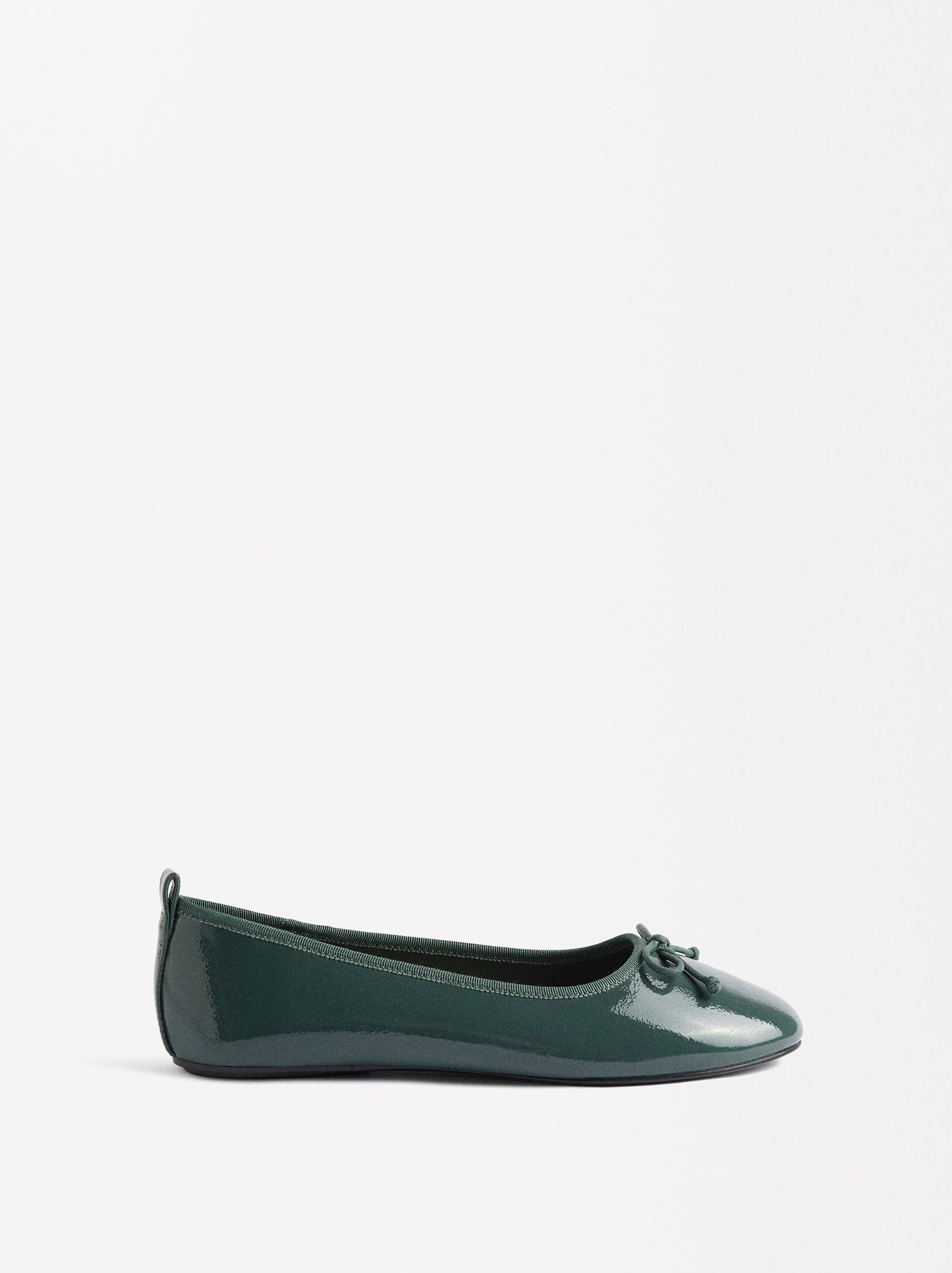 Ballet flats with bow image number 2.0