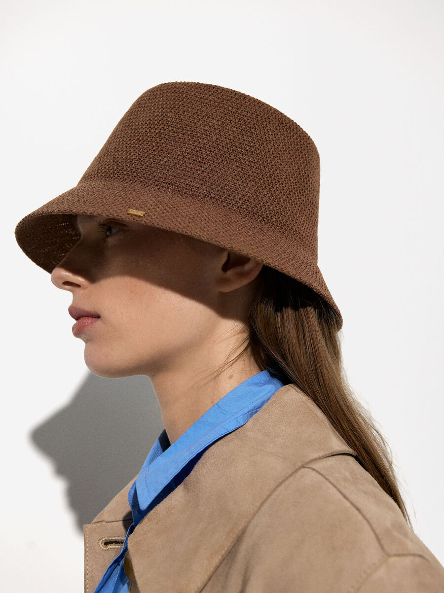 Knitted bucket hat