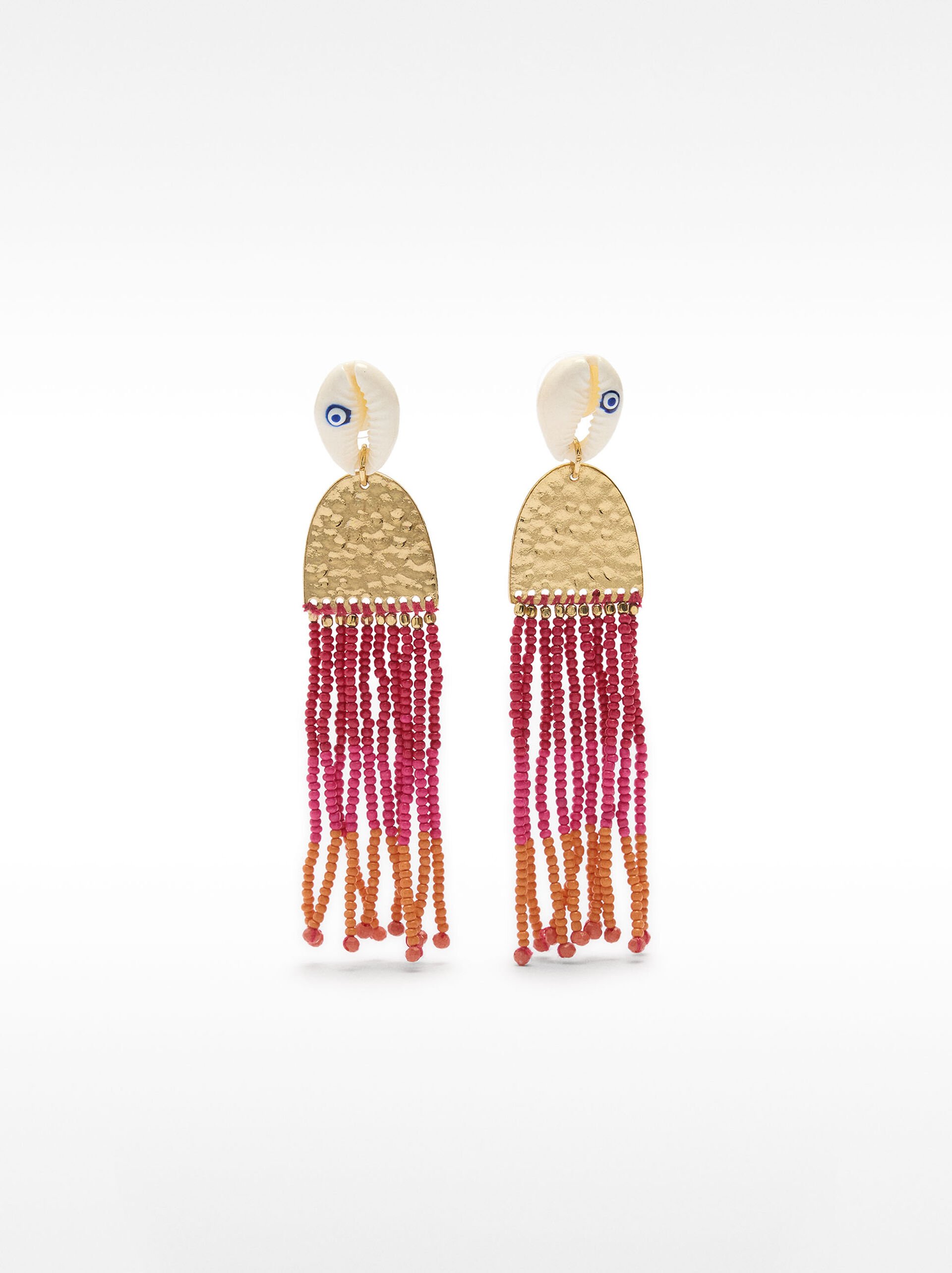 Earrings with shells and beads image number 0.0