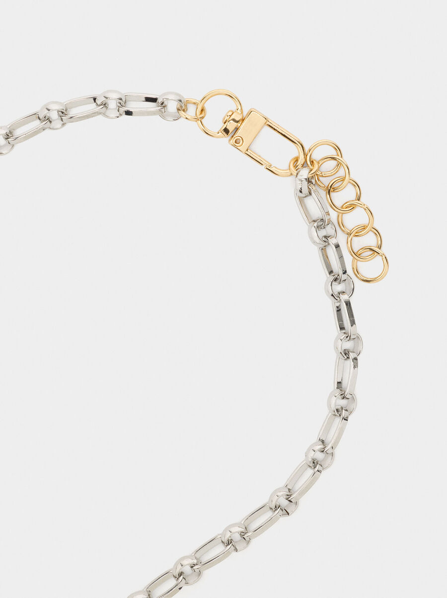 Necklace of pendant links with enamel