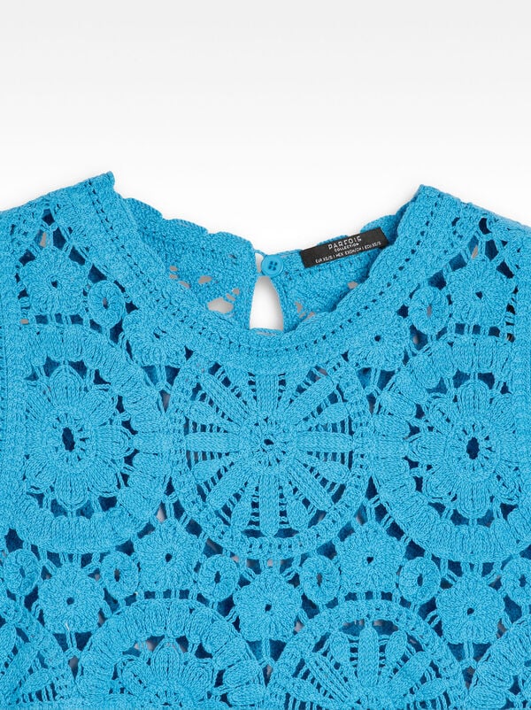 100% cotton knit top