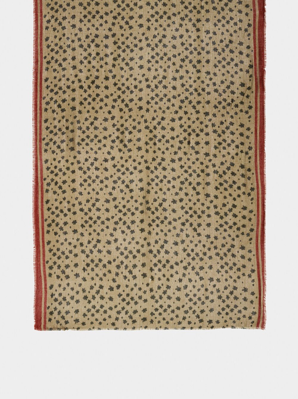 Scarf printed with wool