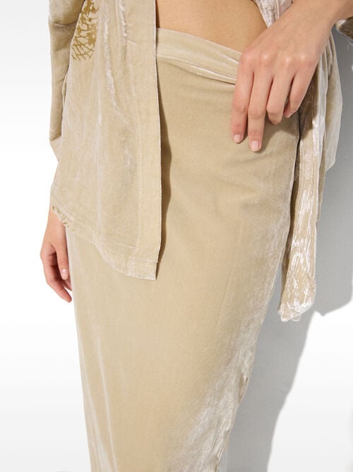 Long velvet skirt