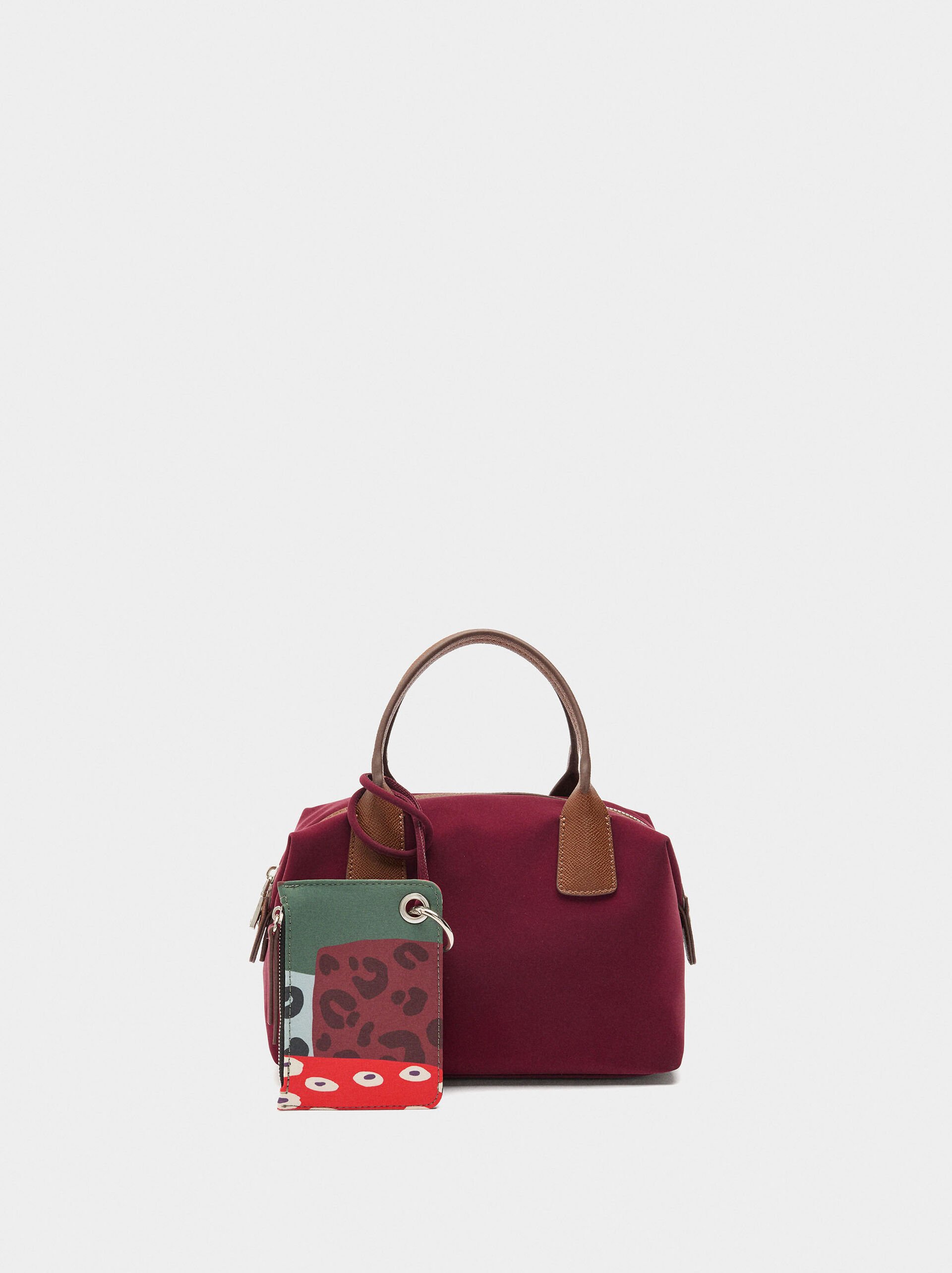 Sac cabas texture douce avec pendentif image number 0.0