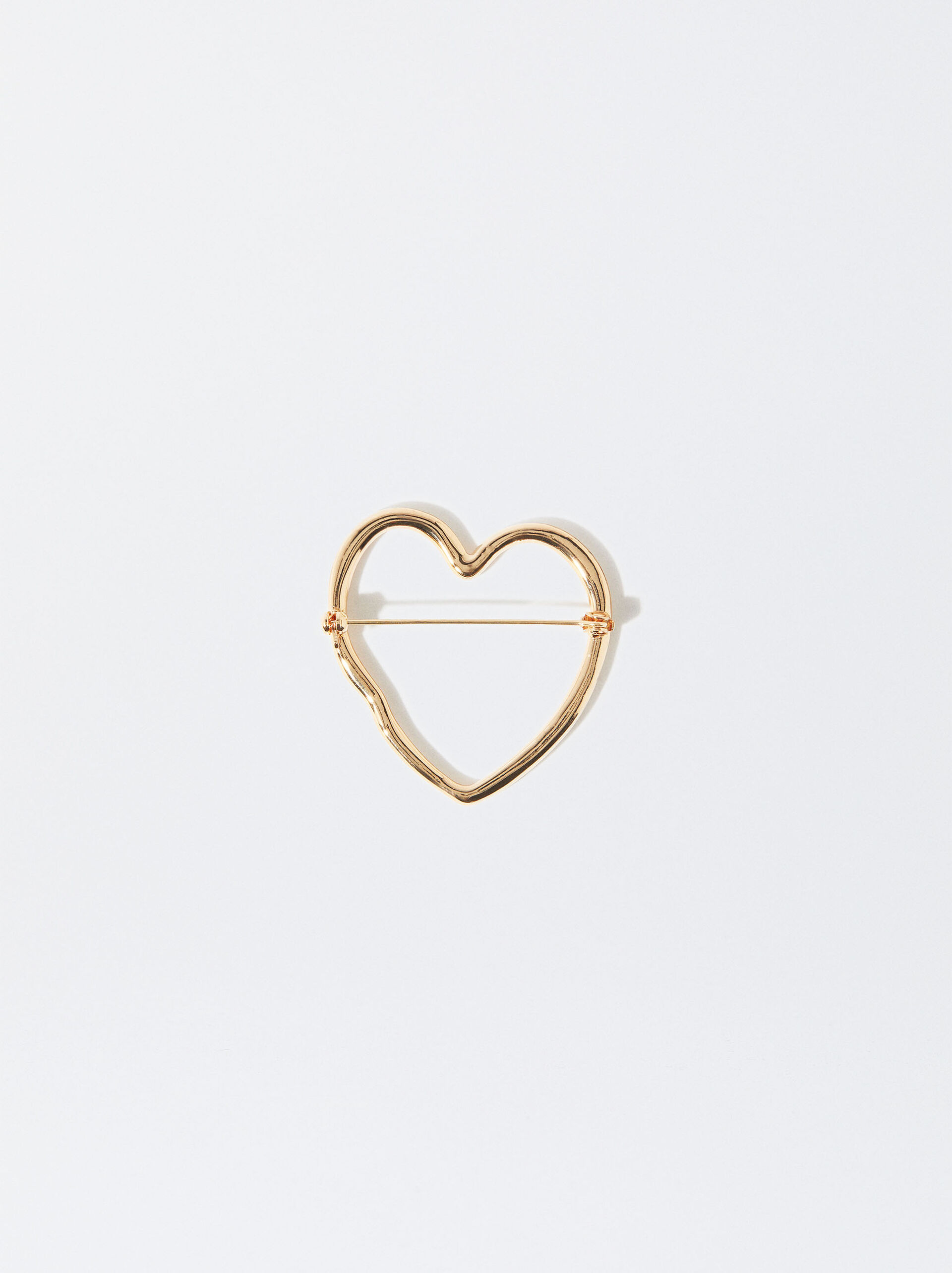Brooch With Heart image number 2.0