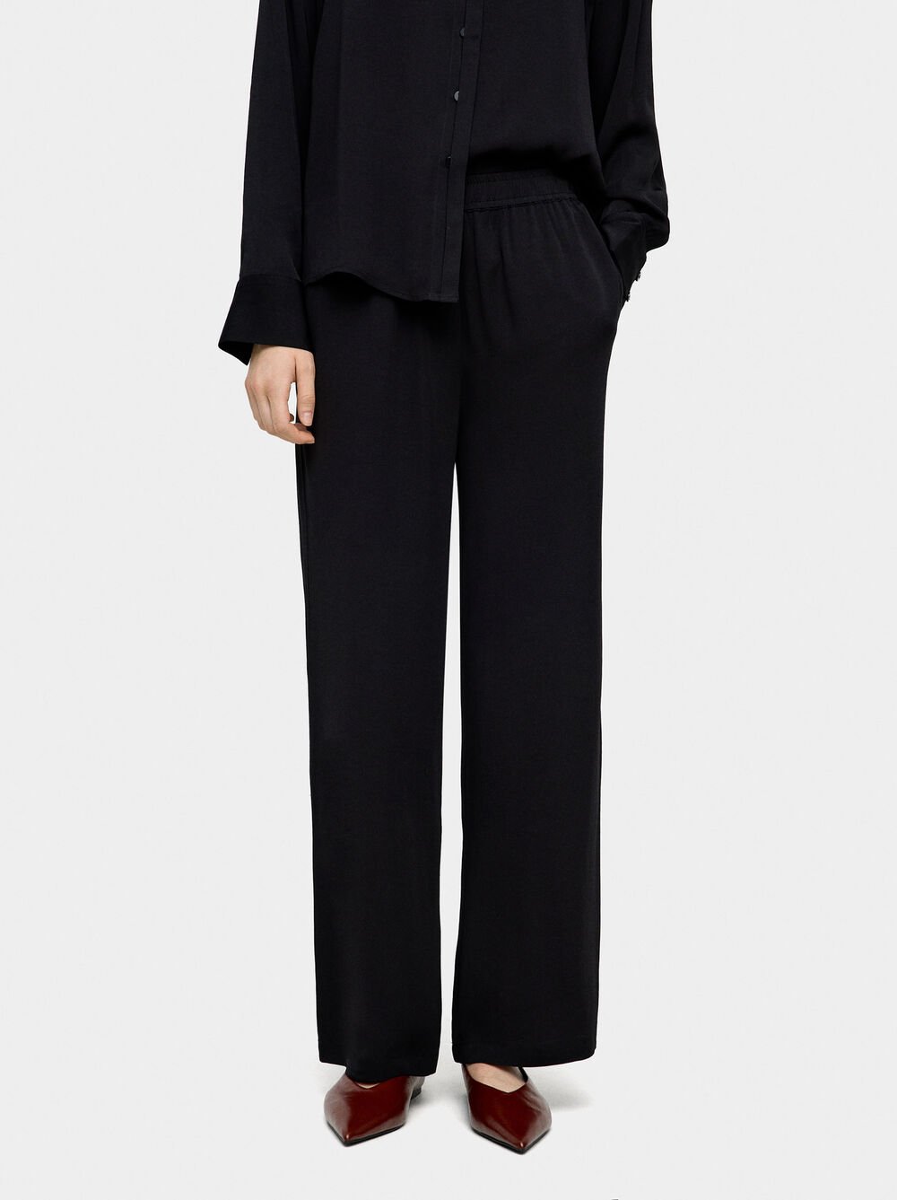 Fließende hose mit elastischer Taille