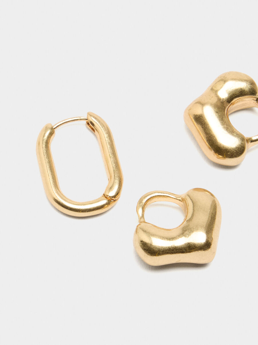 Hoop earrings with heart