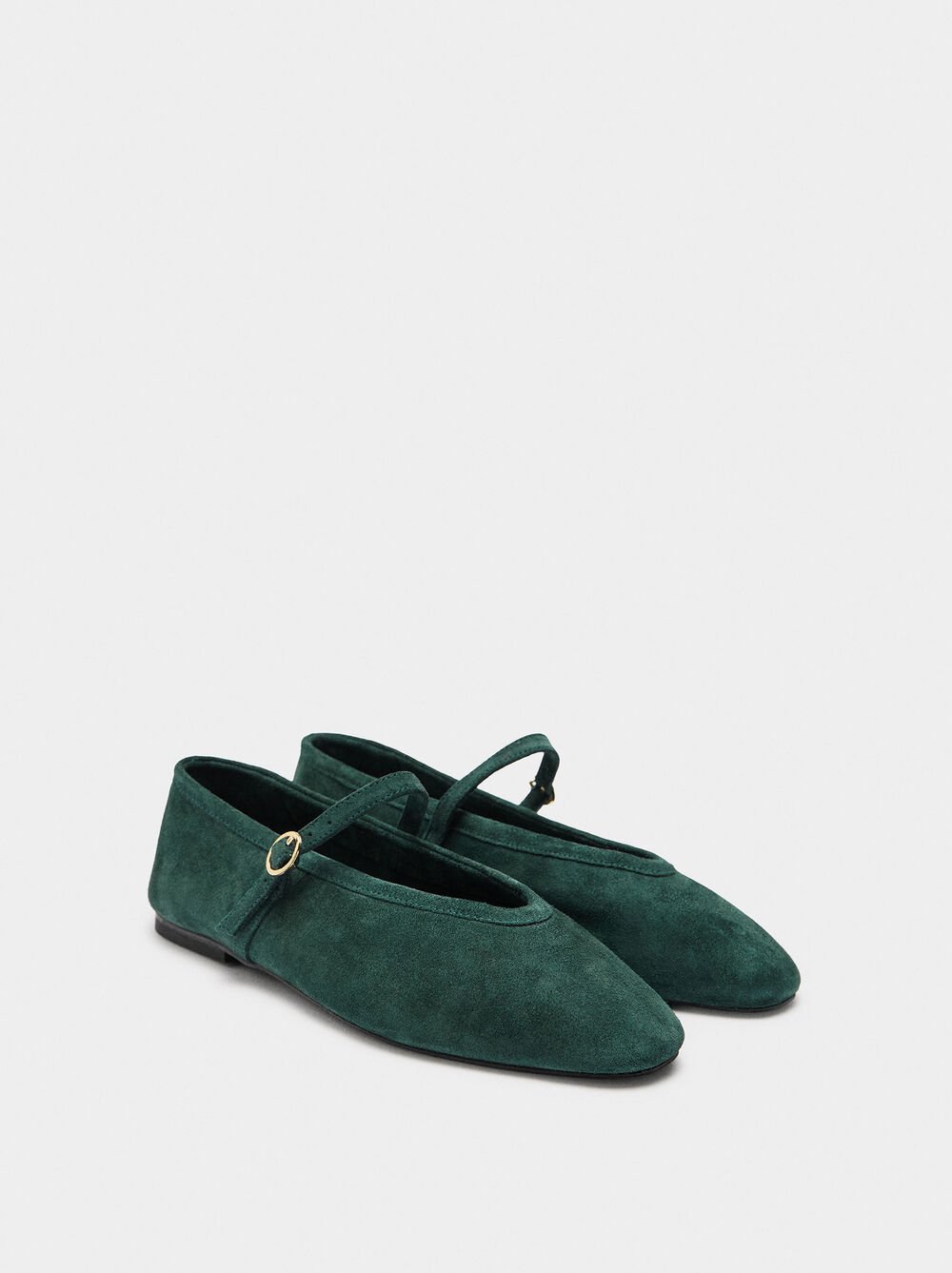 Leather ballet flats with strap and buckle