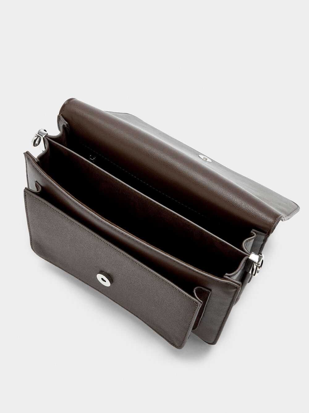 Crossbody bag with flap