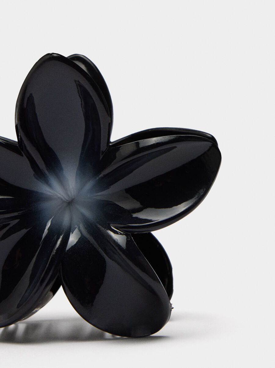 Flower hair claw