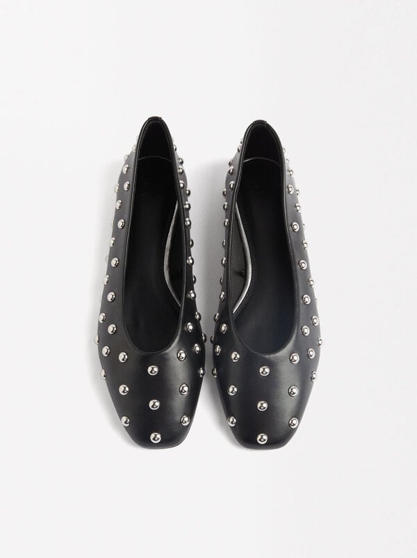 Ballet flats with studs