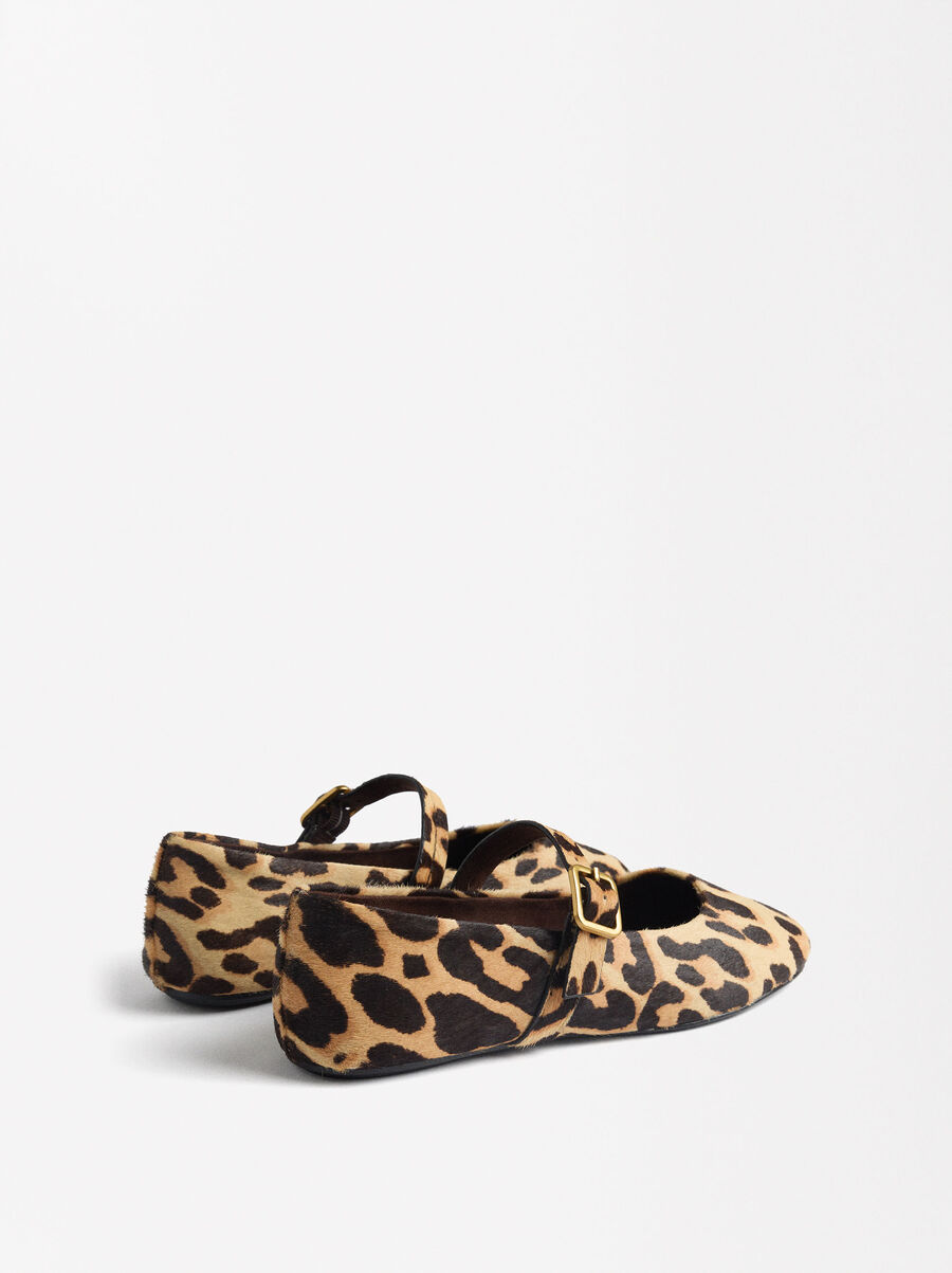 Leather ballerinas with leopard print