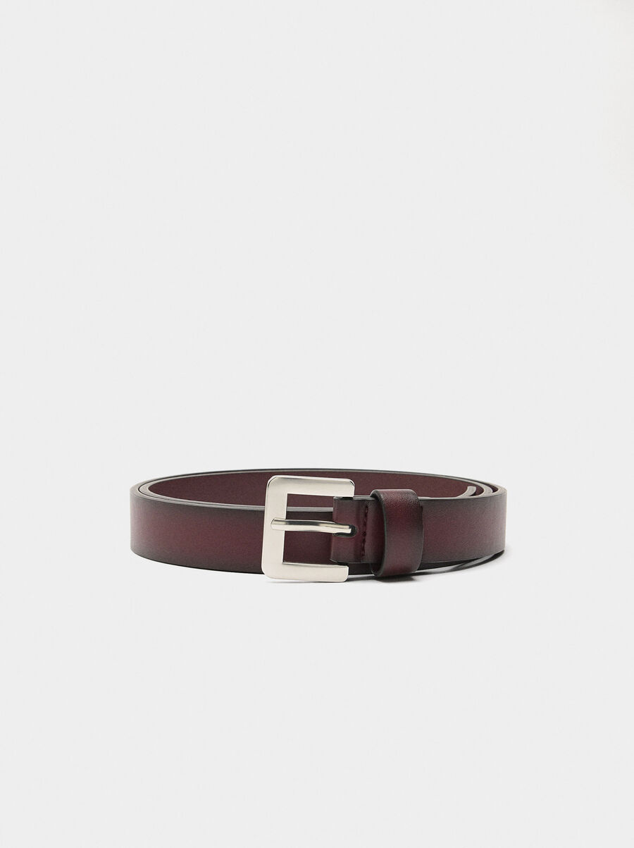Belt with ombré effect