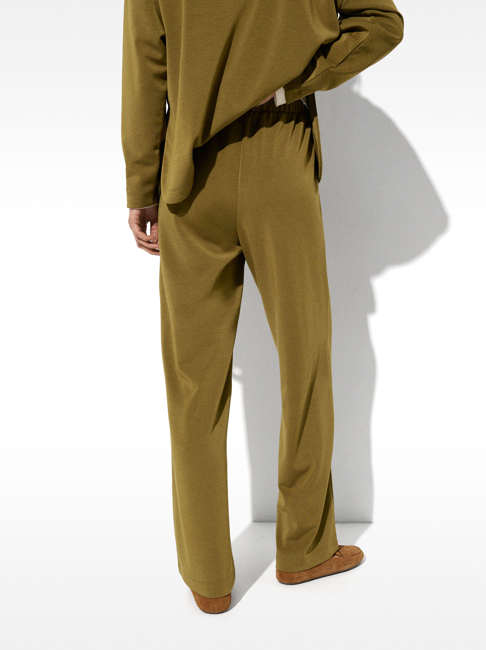 Loose-fitting trousers with elastic waistband image number 3.0
