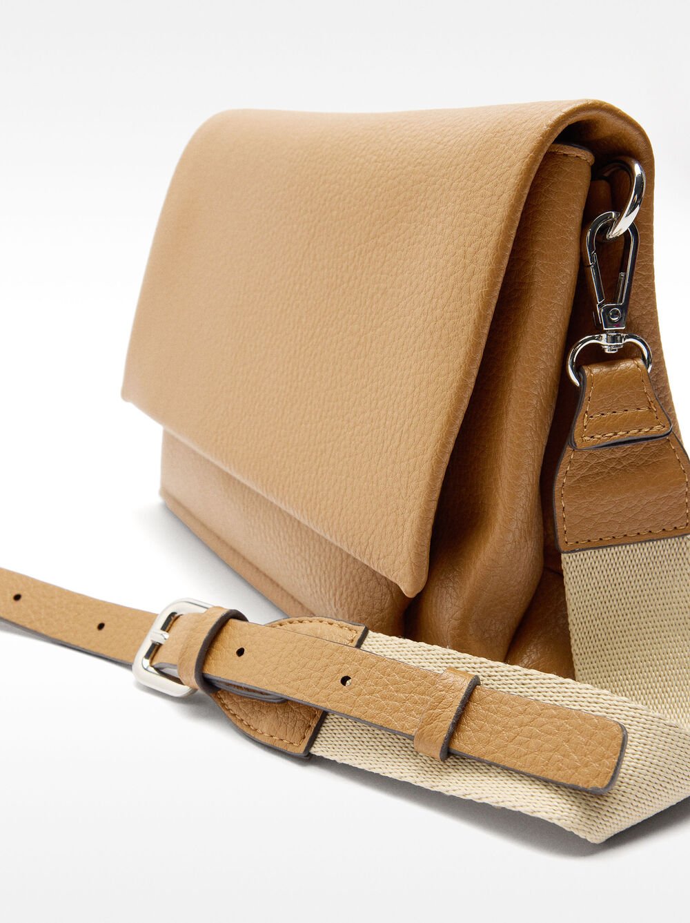 Crossbody bag with flap