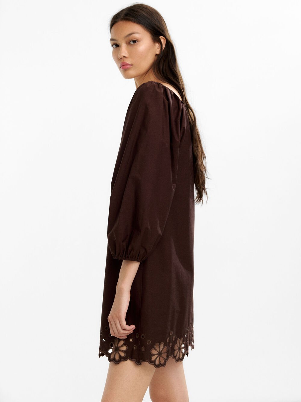 Short dress with embroidery 100% cotton