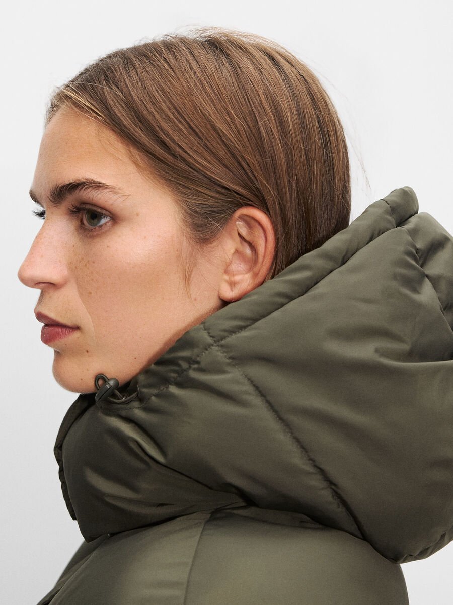 Quilted coat with hood