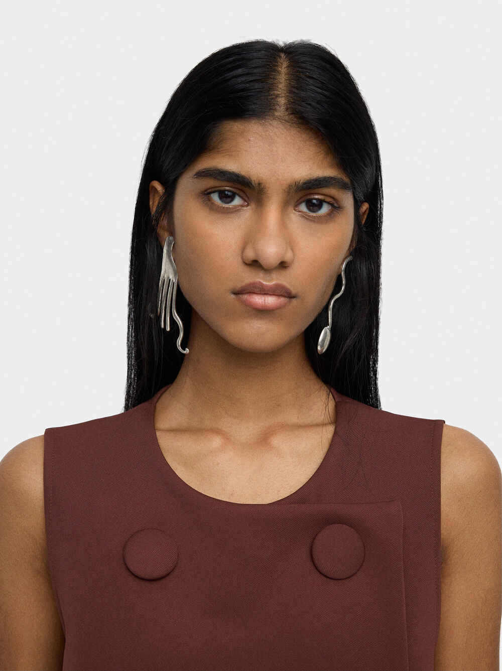 Asymmetrical earrings with fork and spoon