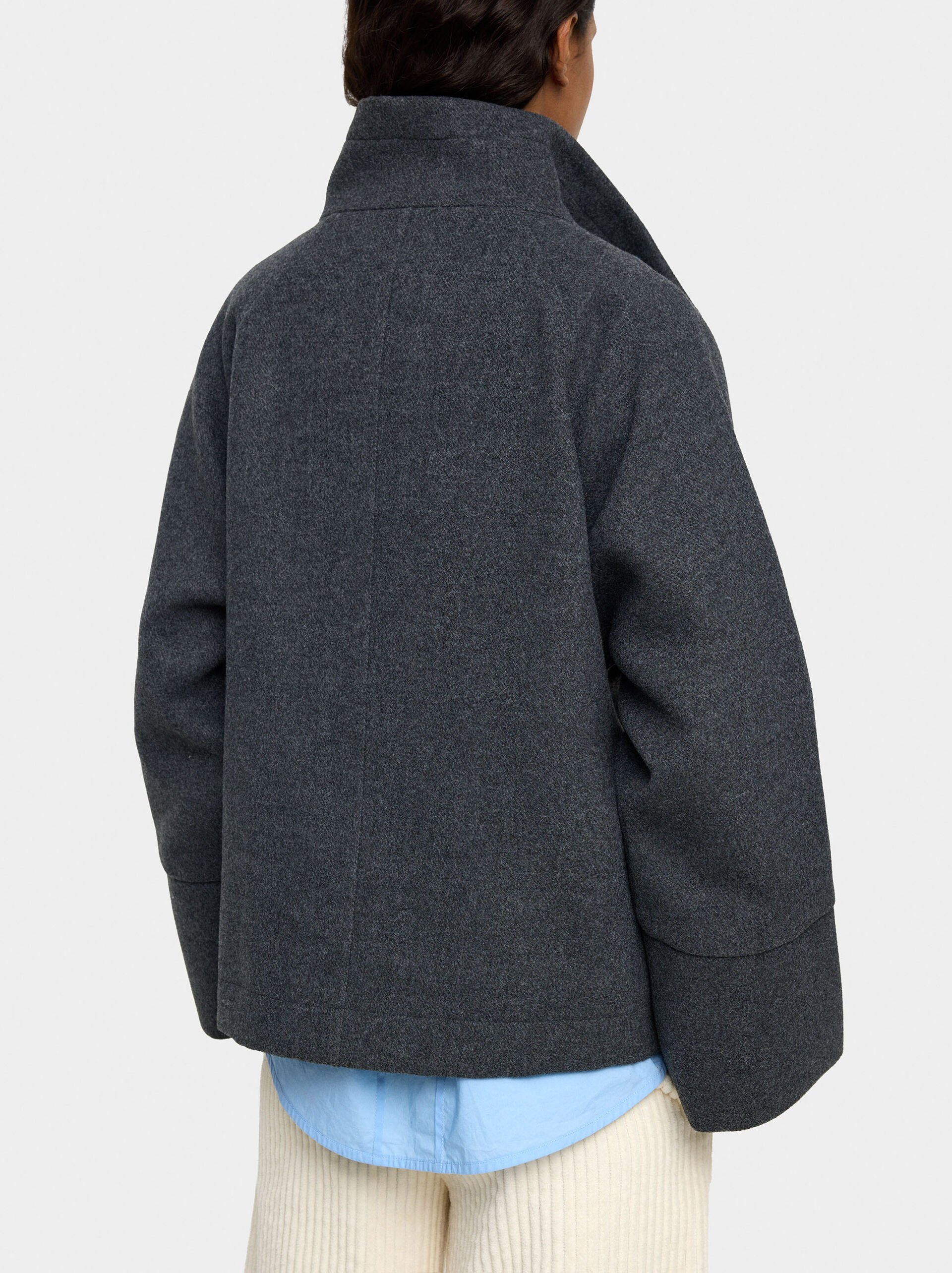 Giacca con collo alto / Cappotto con collo alto image number 3.0
