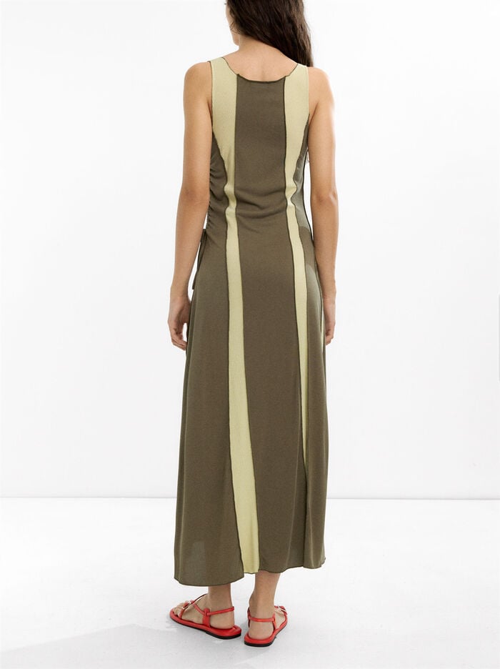 Long dress with contrast fabrics