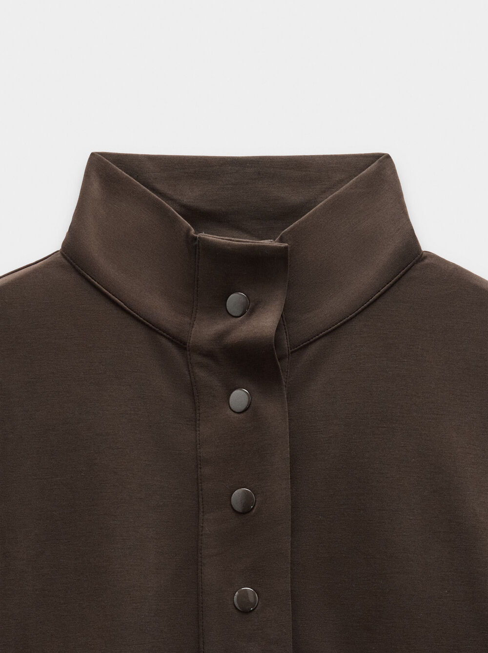 Sweatshirt with buttons soft touch