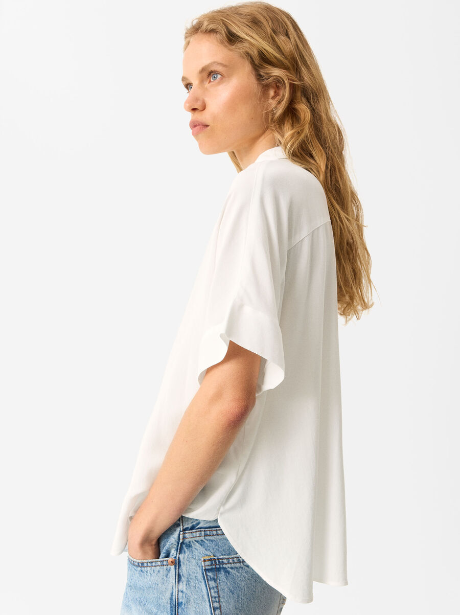 Chemise à manches courtes et boutons