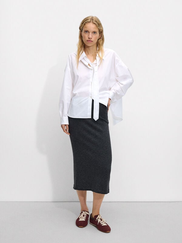 Midi knit skirt