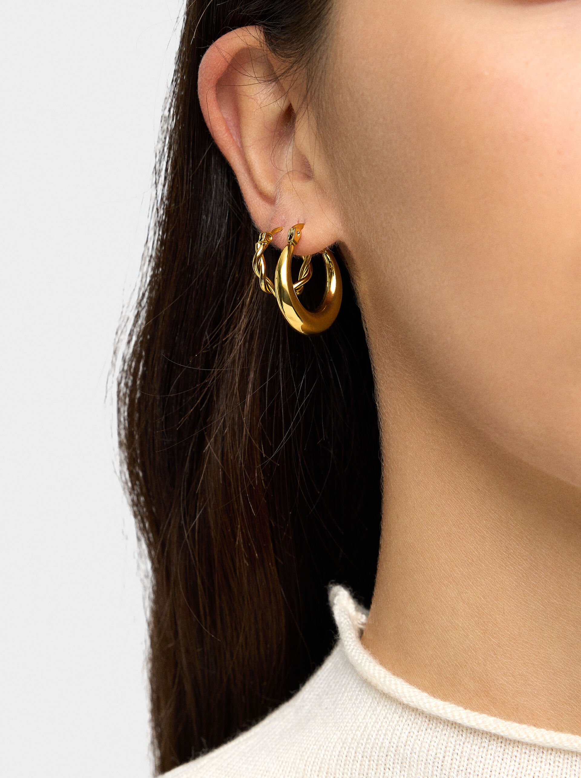 Set of golden hoop earrings - stainless steel image number 1.0