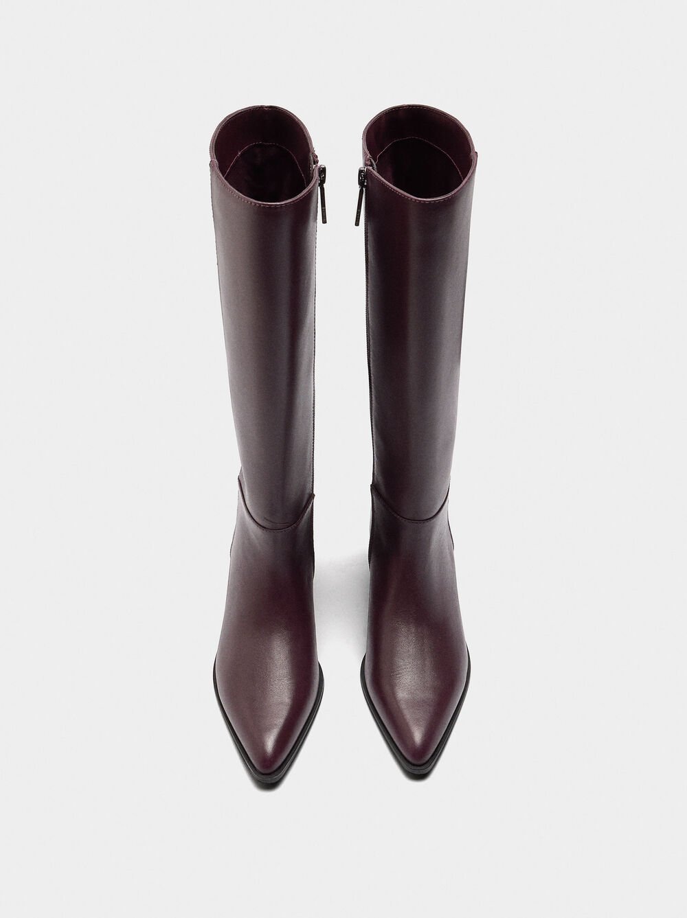Leather boots with wide heel