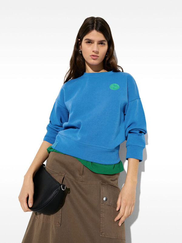 Sweatshirt with cotton