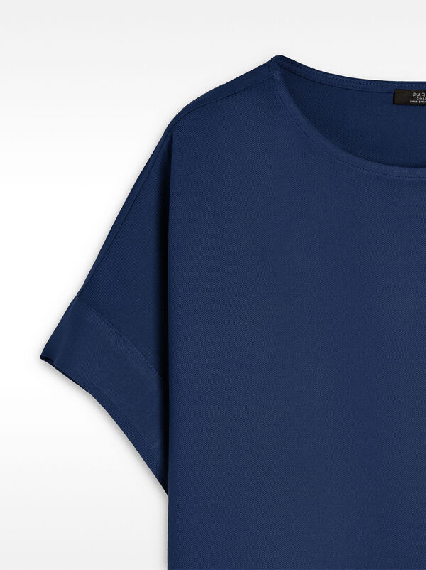 Plain flowing blouse