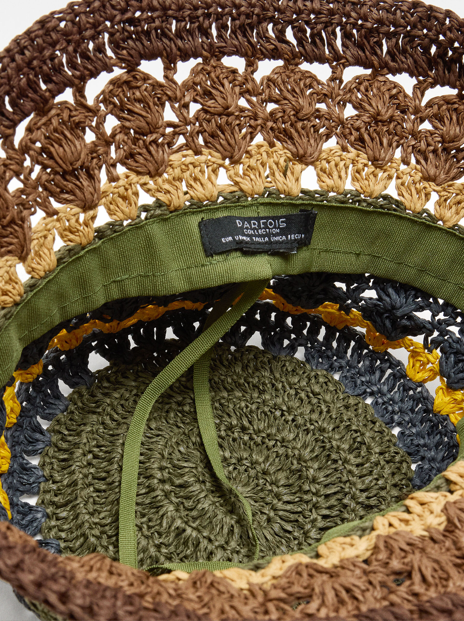 Multicolored bucket hat with straw effect image number 3.0
