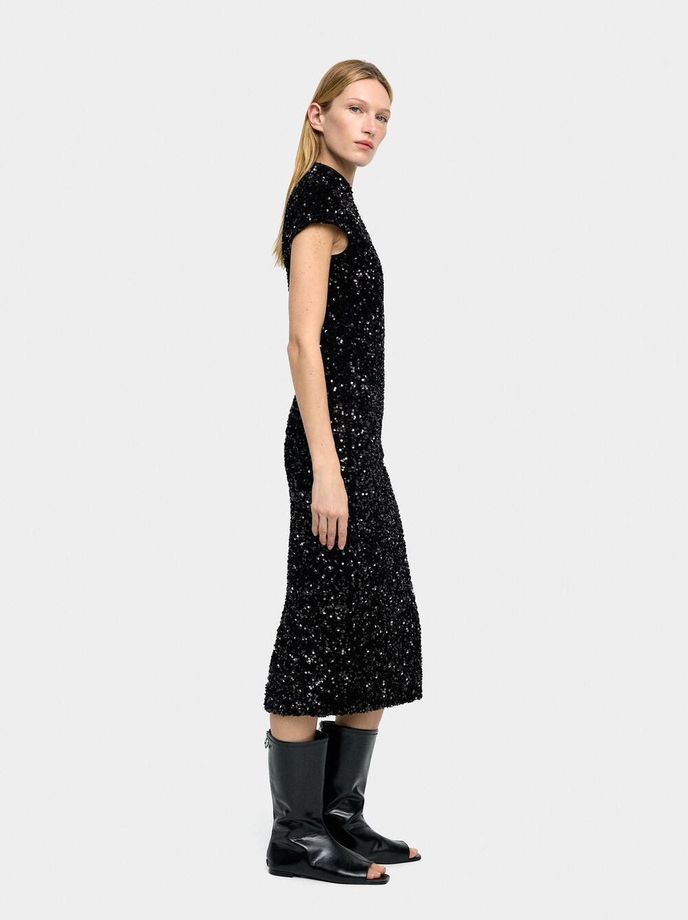 Long midi dress with sequins