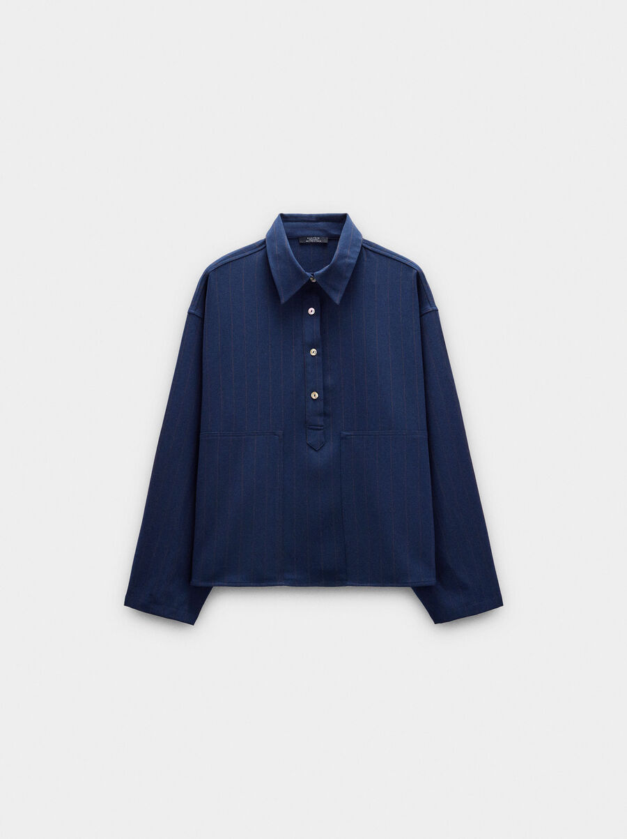 Camisa con raya diplomática